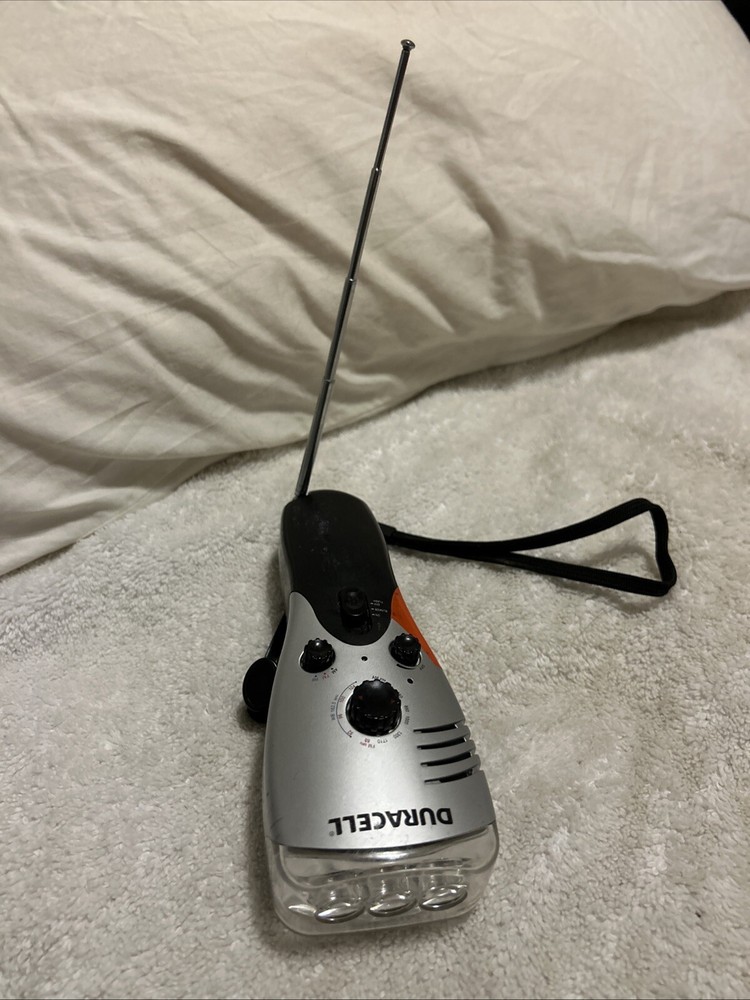 Duracell KP028 Silver & Black Crank Light with AM/FM Radio, Safety Blinker, USB