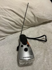 Duracell KP028 Silver & Black Crank Light with AM/FM Radio, Safety Blinker, USB
